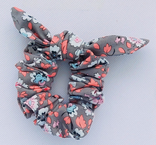 Linda McCarthy Studio Peach & White Floral with Gray Print Mini Scrunchie w/tie
