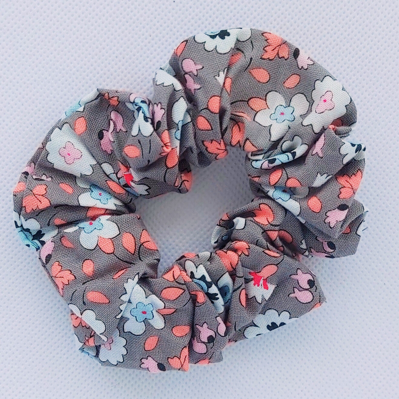 Peach & White Floral with Gray Print Mini Scrunchie w/separate tie