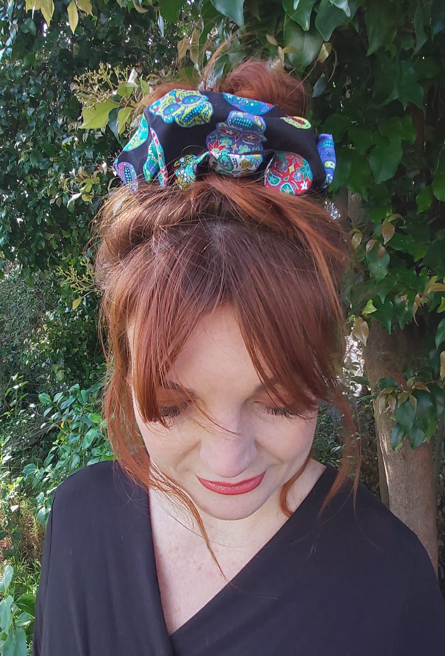 Halloween Scrunchie in Festive Skulls Print