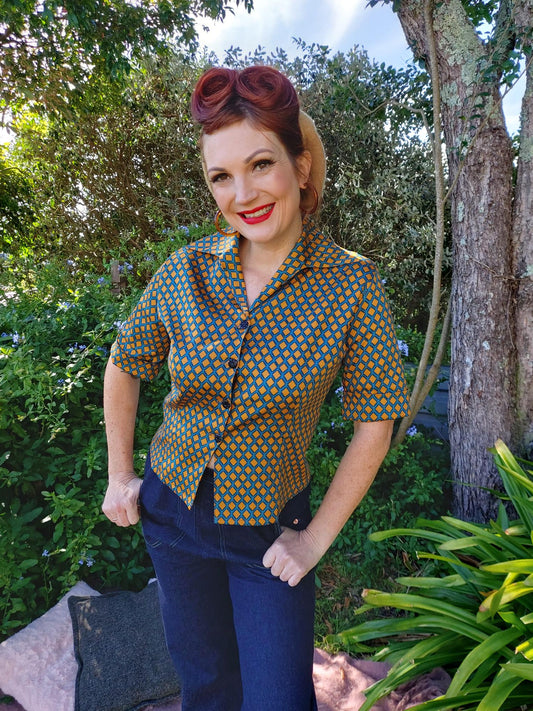 Freddie's of Pinewood 1950's Style Blouse - Diamond Print