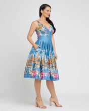 Load image into Gallery viewer, Old London Town Print Dress Retrospec&#39;d

