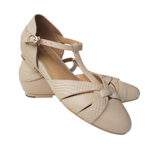 Load image into Gallery viewer, Charlie Stone Shoes-Peta Cream - Flats
