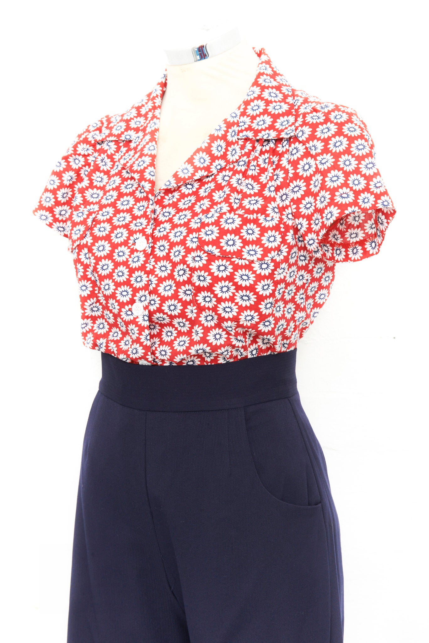 Retrospec'd Blouse Daisy Red