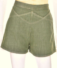 Load image into Gallery viewer, Freddie&#39;s of Pinewood 1950&#39;s Style Green XX Shorts
